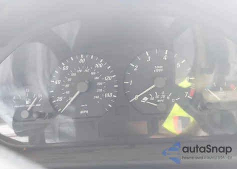 2006 BMW 325Ci from USA, damaged, VIN WBABW33486PX84996